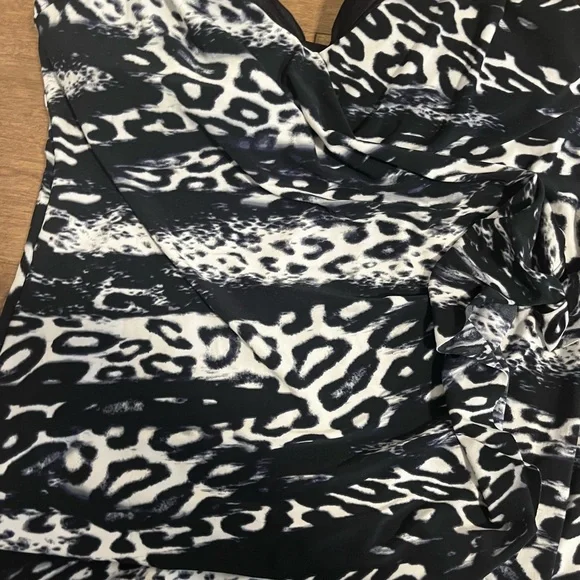 MagicSuit Tankini - Picture 5 of 6